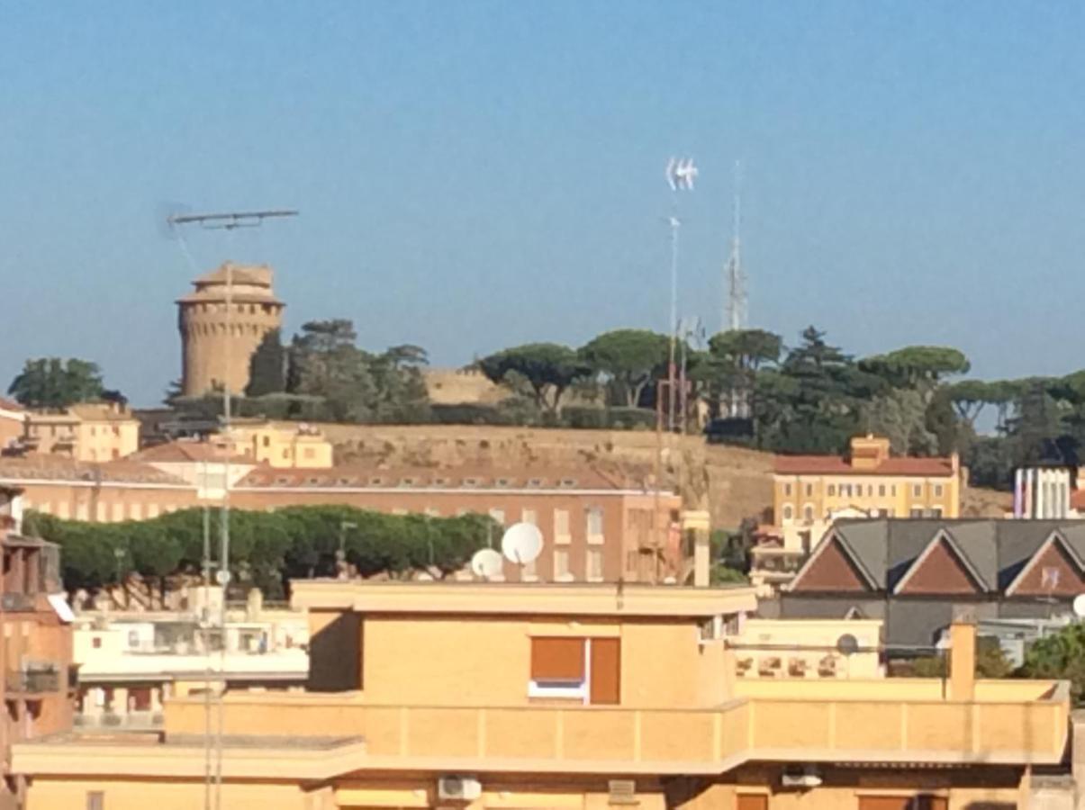 Alloggio Turistico Roberta San Pietro Rome Bagian luar foto